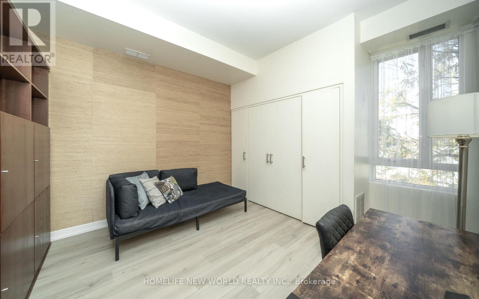 303 - 1 St Johns Road, Toronto, Ontario  M6P 4C7 - Photo 22 - W12474215