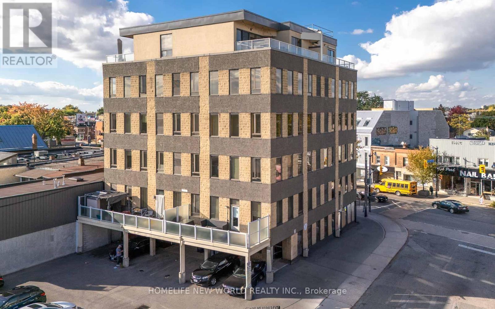 303 - 1 St Johns Road, Toronto, Ontario  M6P 4C7 - Photo 26 - W12474215