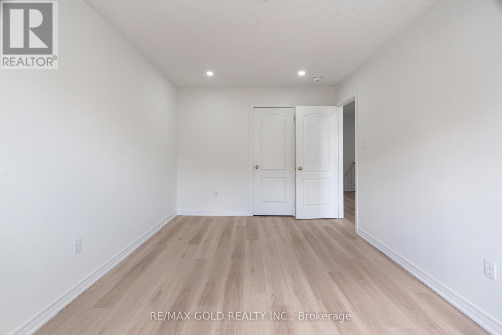 51 Tigerlily Place, Brampton, Ontario  L6R 2C8 - Photo 31 - W12474238