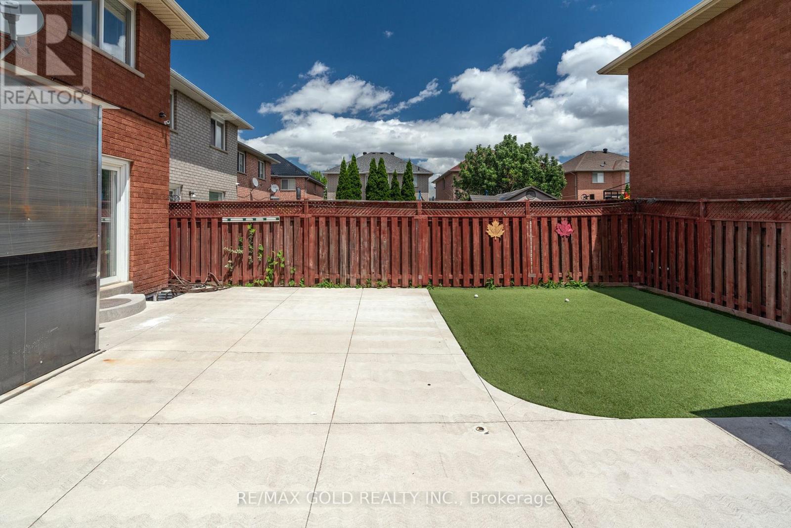 51 Tigerlily Place, Brampton, Ontario  L6R 2C8 - Photo 36 - W12474238