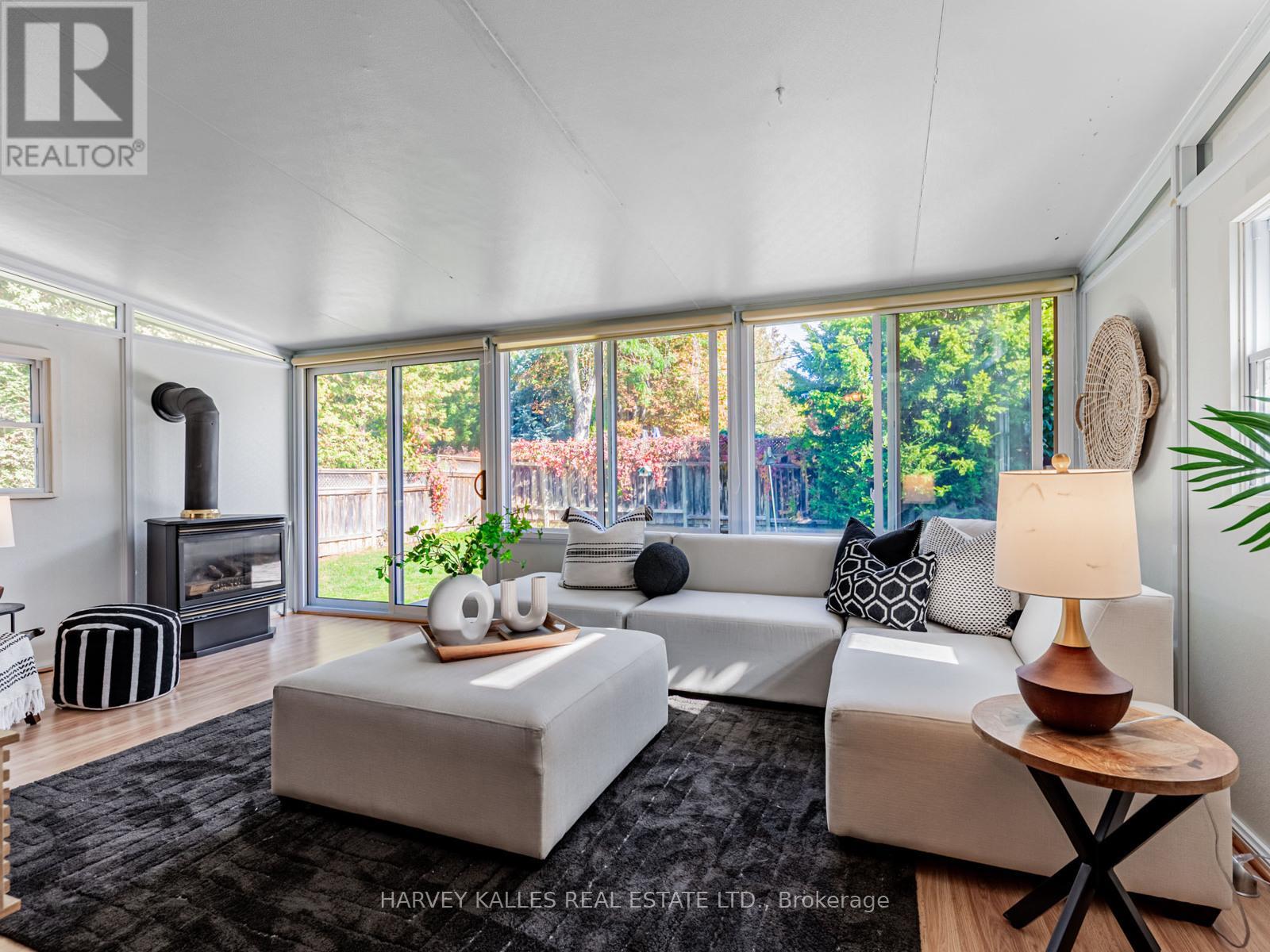 1a Thirty-Seventh Street, Toronto, Ontario  M8W 3L5 - Photo 20 - W12474246