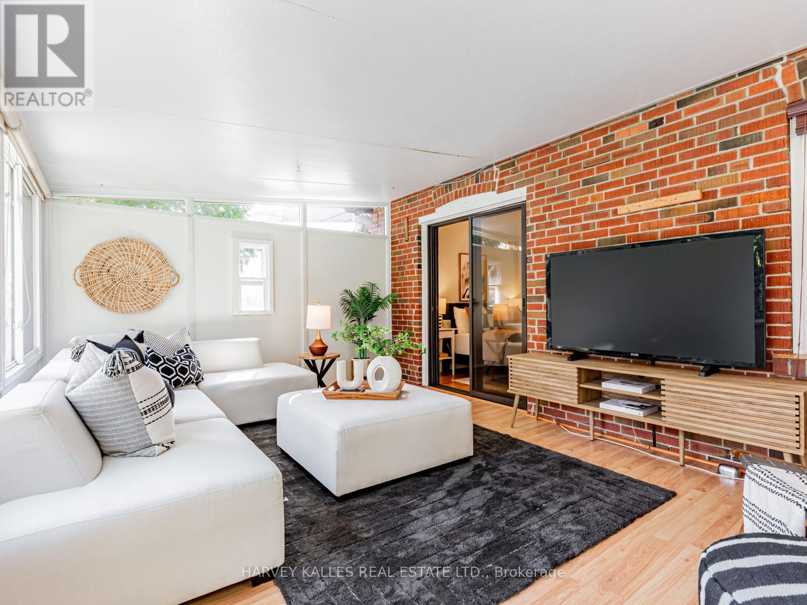 1a Thirty-Seventh Street, Toronto, Ontario  M8W 3L5 - Photo 22 - W12474246
