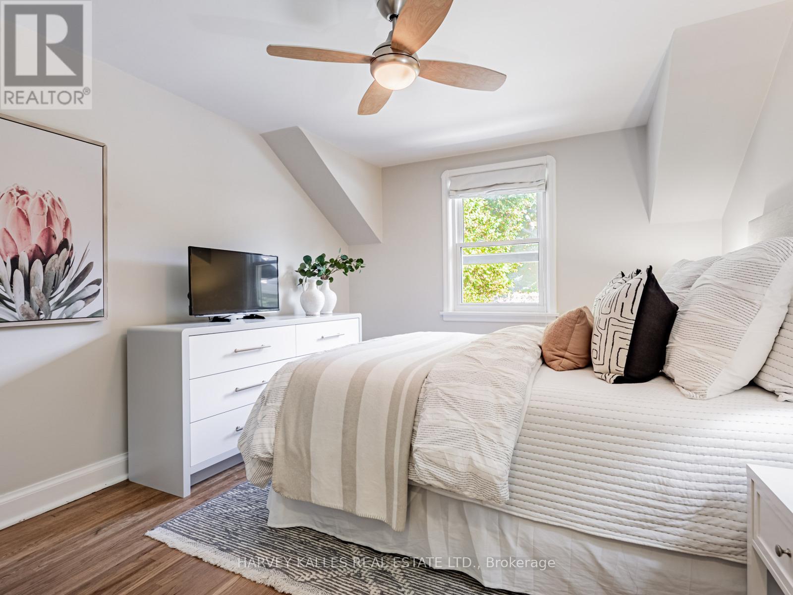 1a Thirty-Seventh Street, Toronto, Ontario  M8W 3L5 - Photo 27 - W12474246