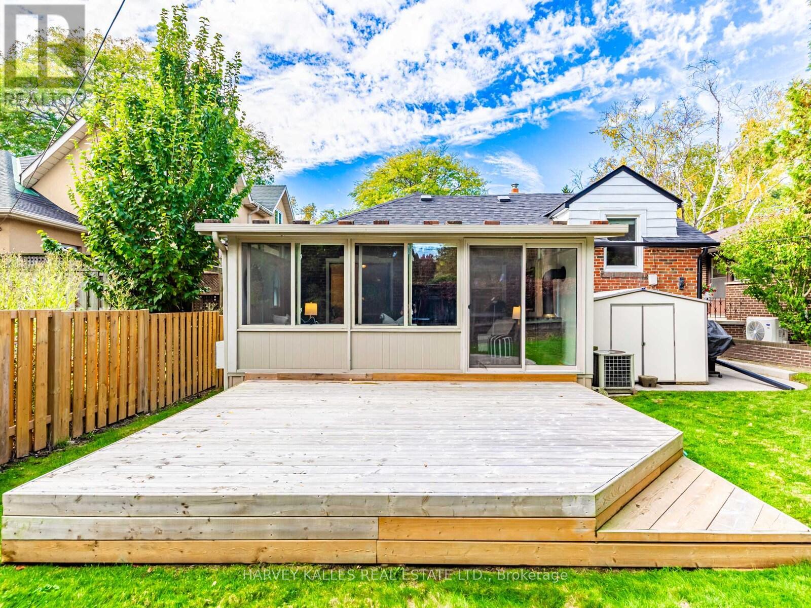 1a Thirty-Seventh Street, Toronto, Ontario  M8W 3L5 - Photo 30 - W12474246