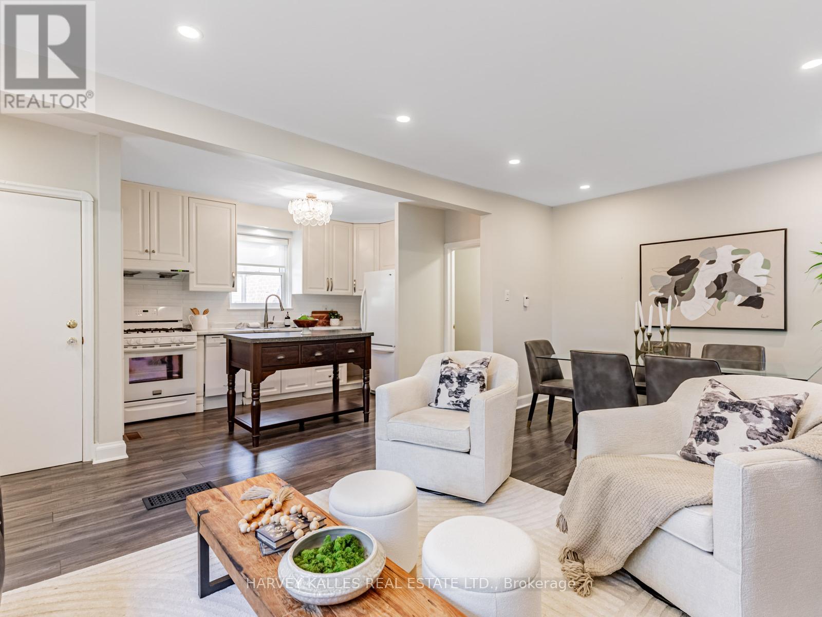 1a Thirty-Seventh Street, Toronto, Ontario  M8W 3L5 - Photo 7 - W12474246