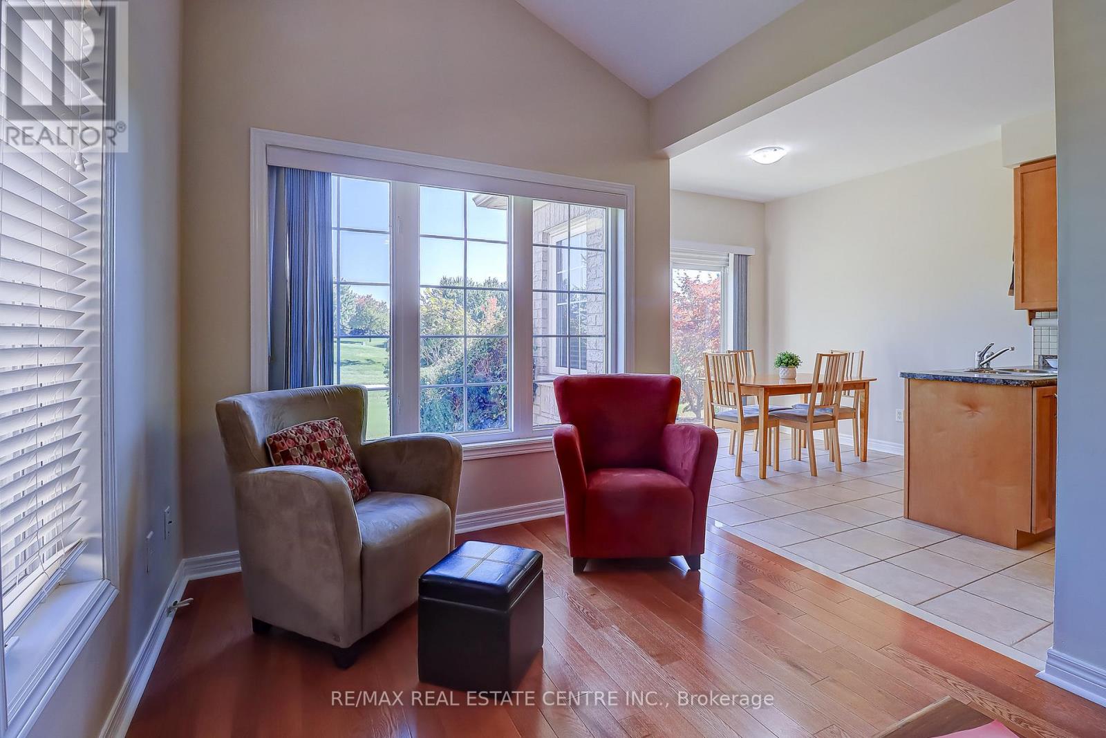 33 Calliandra Trail, Brampton, Ontario  L6R 0S3 - Photo 18 - W12474282