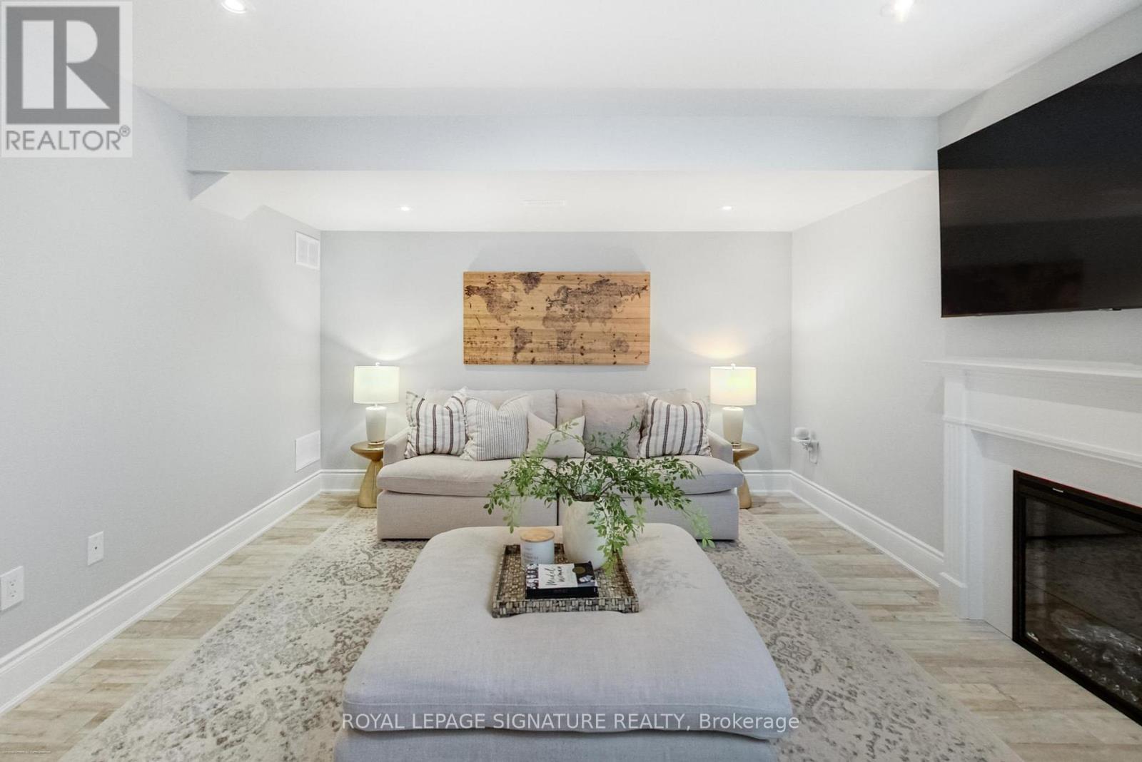 15a Owen Drive, Toronto, Ontario  M8W 1W8 - Photo 41 - W12474290