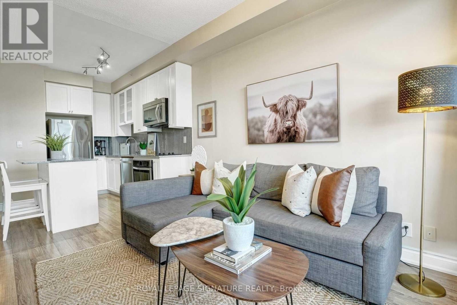 306a - 9088 Yonge Street, Richmond Hill, Ontario  L4C 0Y6 - Photo 6 - N12473474