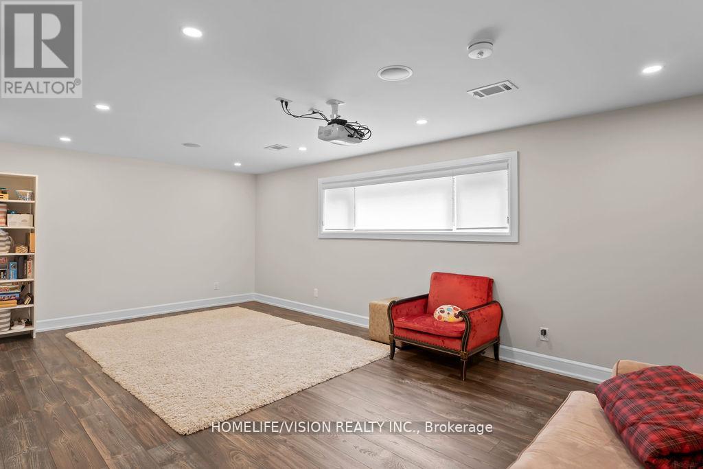 10 Majestic Court, Toronto, Ontario  M6B 3K3 - Photo 26 - W12473755