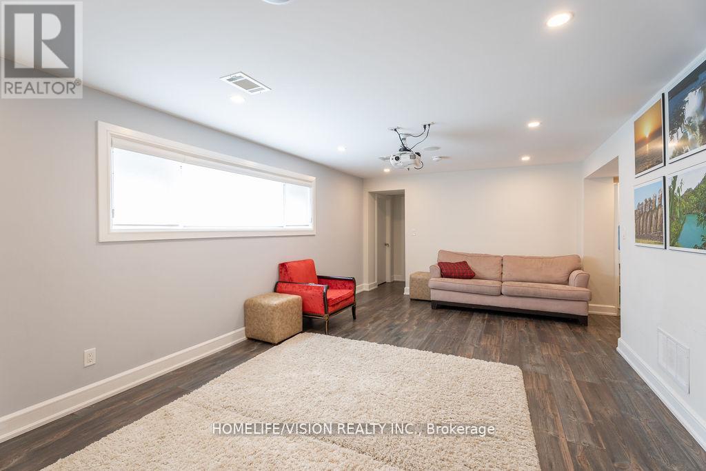 10 Majestic Court, Toronto, Ontario  M6B 3K3 - Photo 6 - W12473755