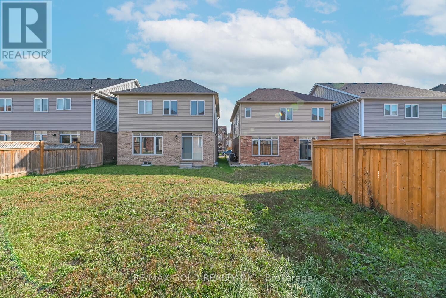 20 Mullholland Avenue, Cambridge, Ontario  N3H 0C3 - Photo 32 - X12467369