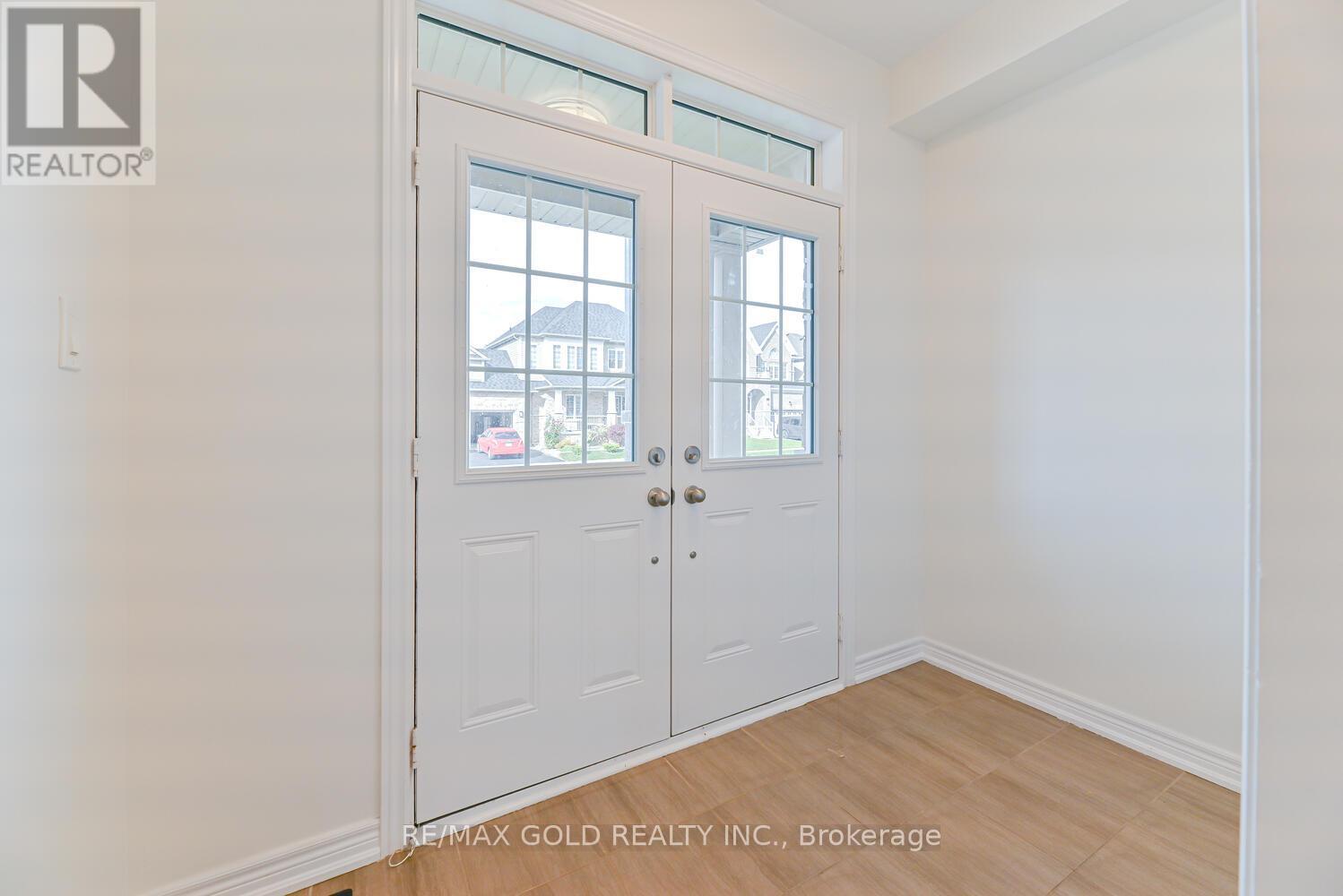 20 Mullholland Avenue, Cambridge, Ontario  N3H 0C3 - Photo 6 - X12467369