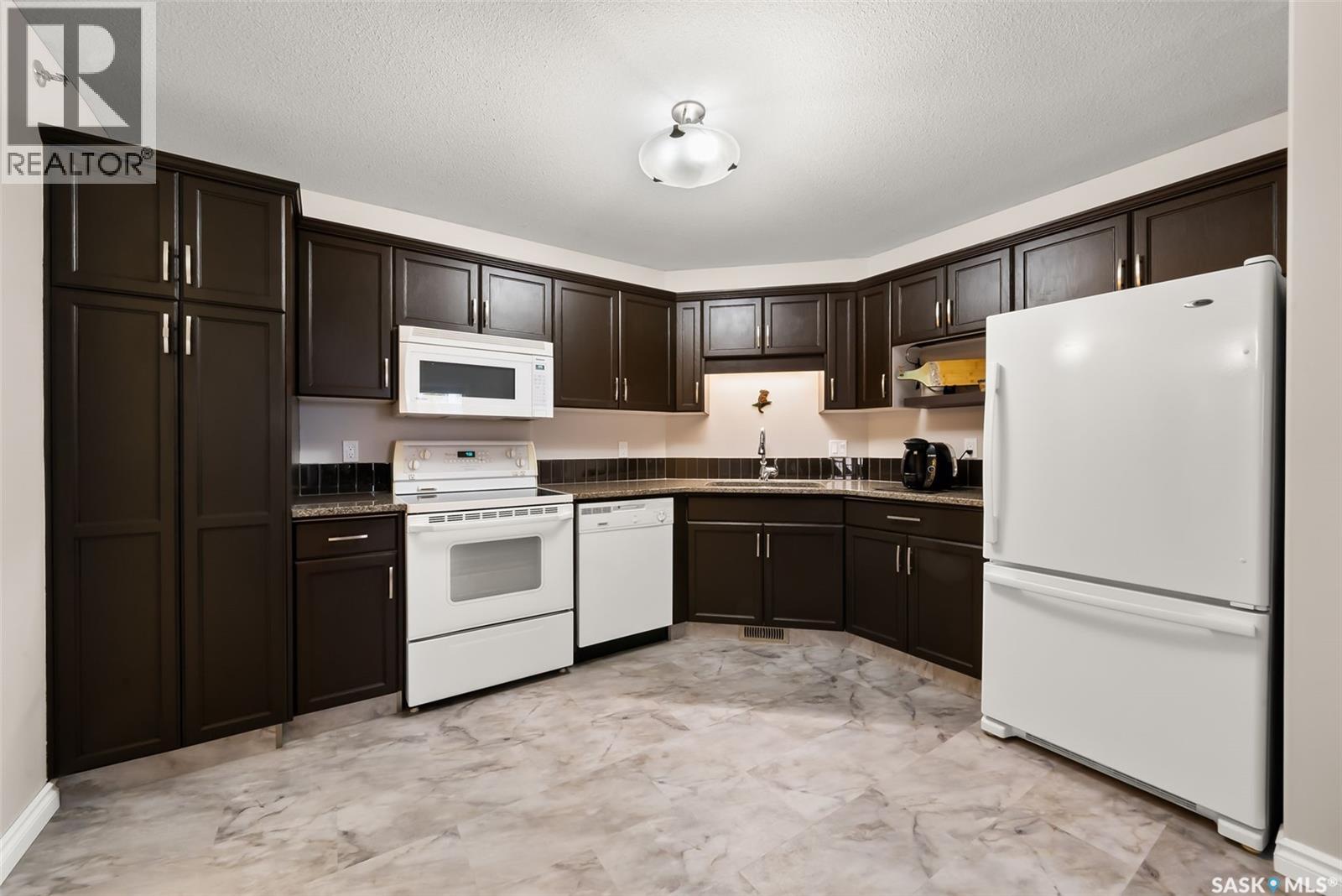 404 28 Kleisinger Crescent, Regina, Saskatchewan  S4R 8T8 - Photo 5 - SK021399