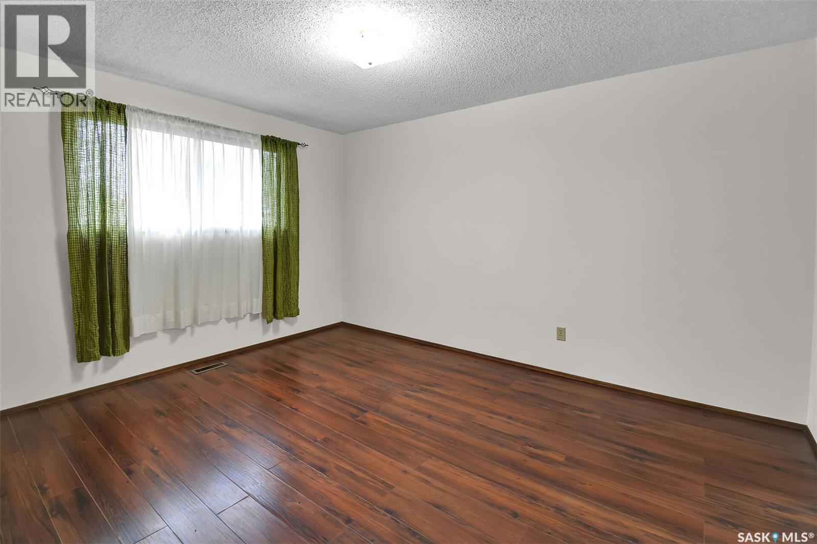 207-209 S Avenue N, Saskatoon, Saskatchewan  S7L 2Z7 - Photo 14 - SK021394