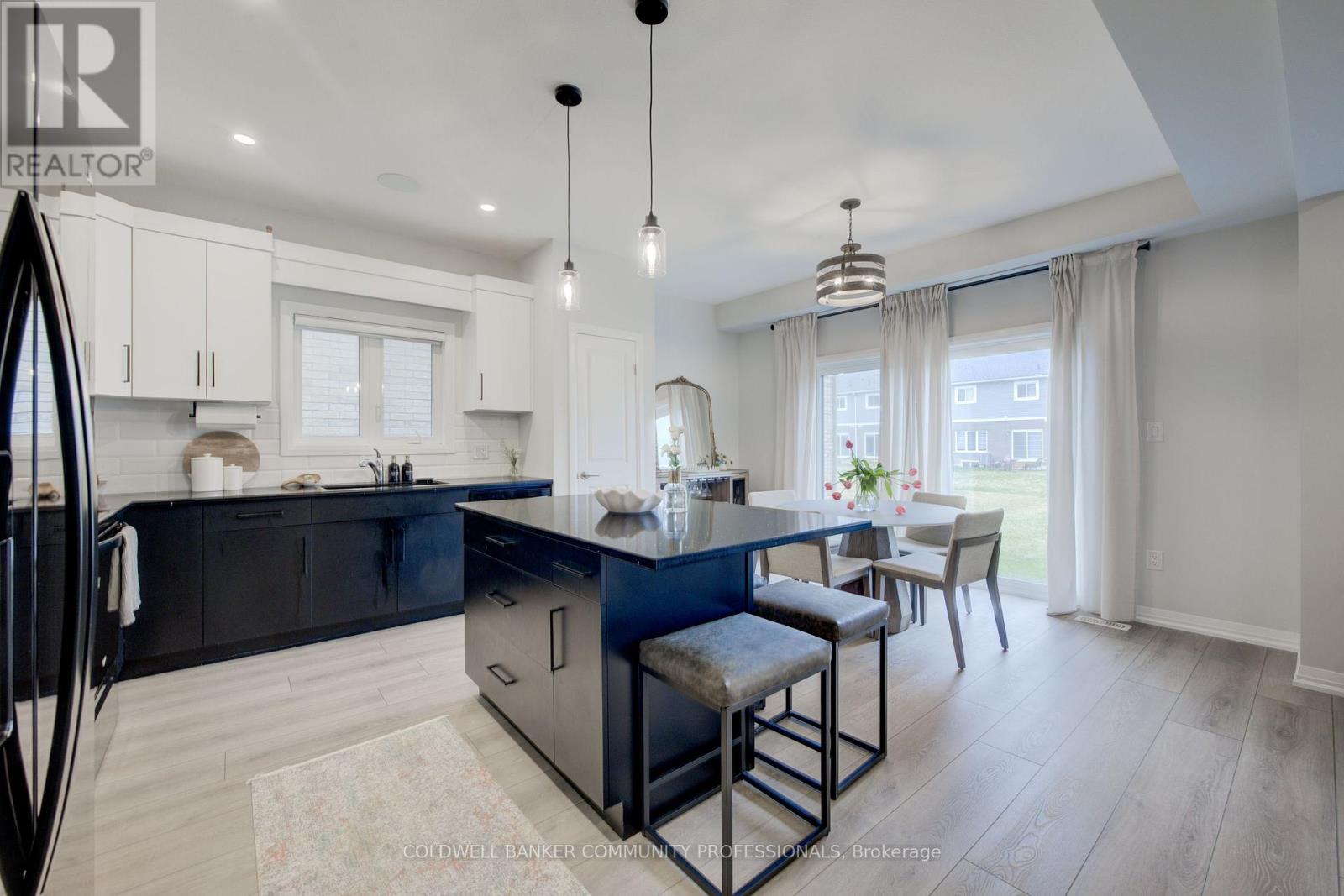 36 Alicia Crescent, Thorold, Ontario  L3C 7M5 - Photo 26 - X12474148