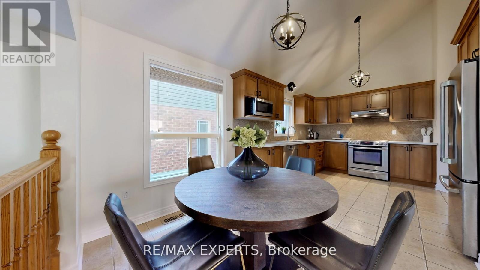 11 Wilton Road, Guelph, Ontario  N1E 7L5 - Photo 4 - X12474181