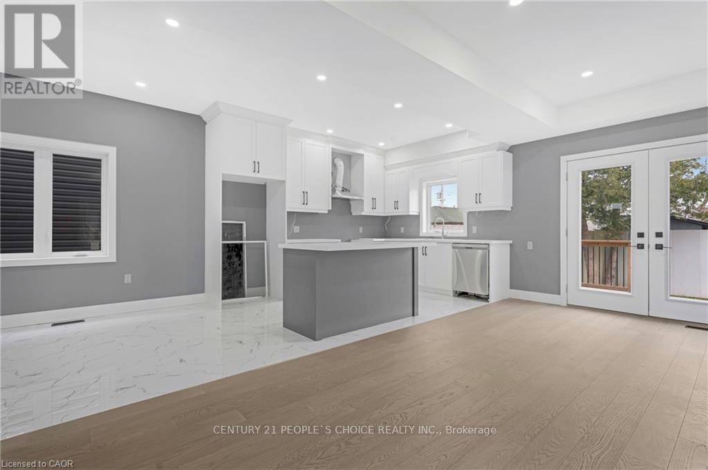 (Upper) - 84 Beland Avenue, Hamilton, Ontario  L8H 6C1 - Photo 14 - X12474228