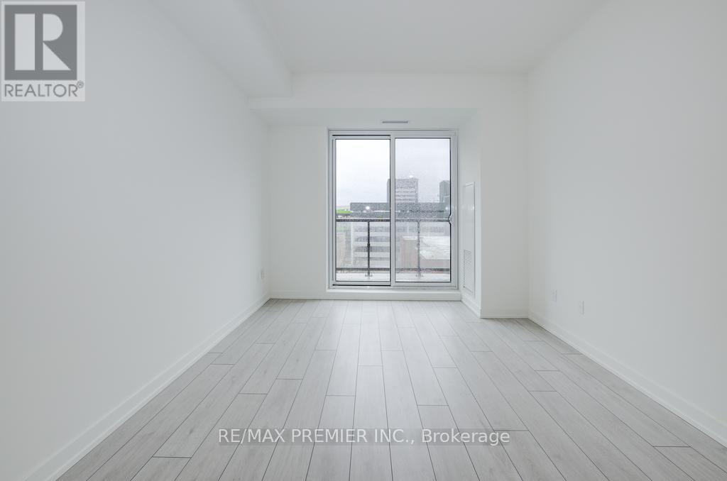 408 - 55 Duke Street, Kitchener, Ontario  M2H 0C9 - Photo 7 - X12474258