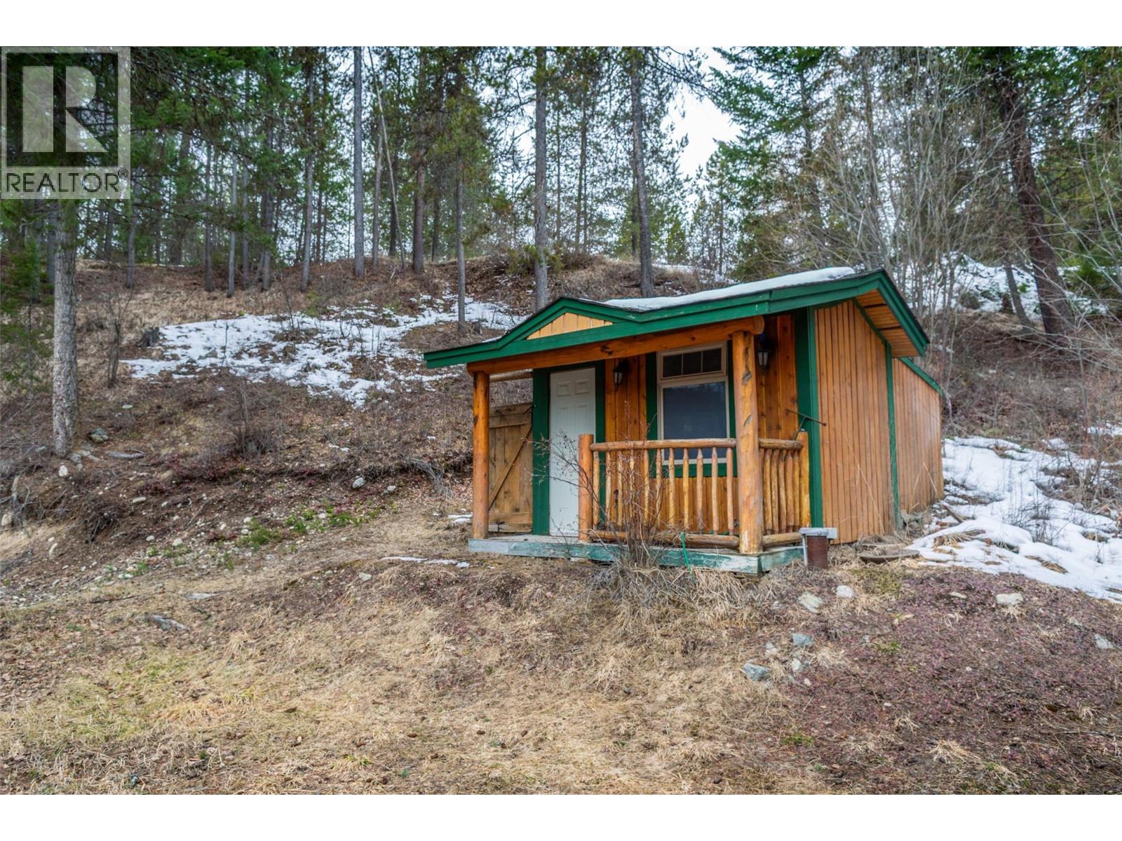 95 & 105 Dale Avenue, Carmi, British Columbia  V0H 1A0 - Photo 16 - 10366331