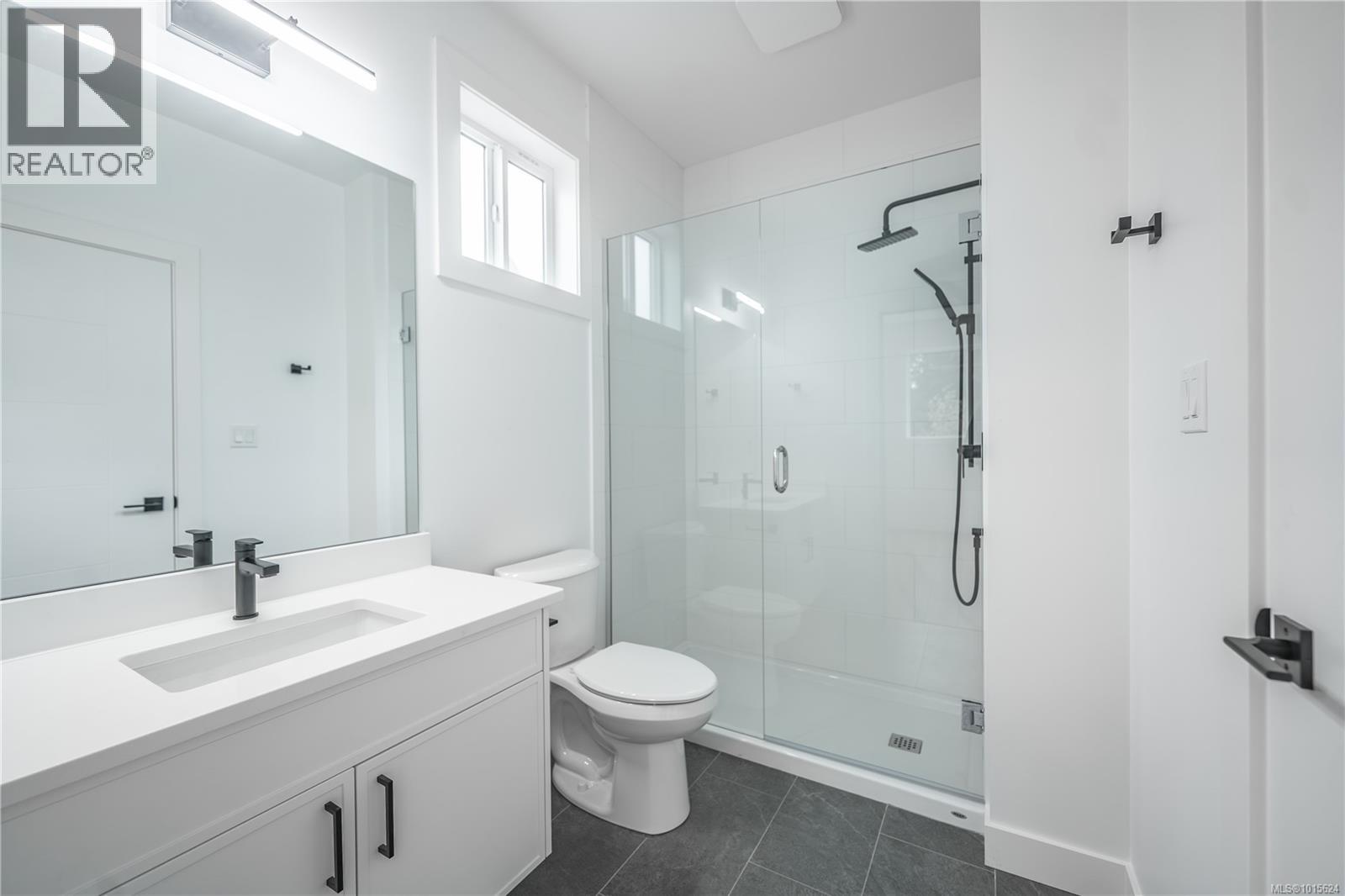 110 Plante Cres, Lake Cowichan, British Columbia V0R 2G0 - Photo 5 - 1015624