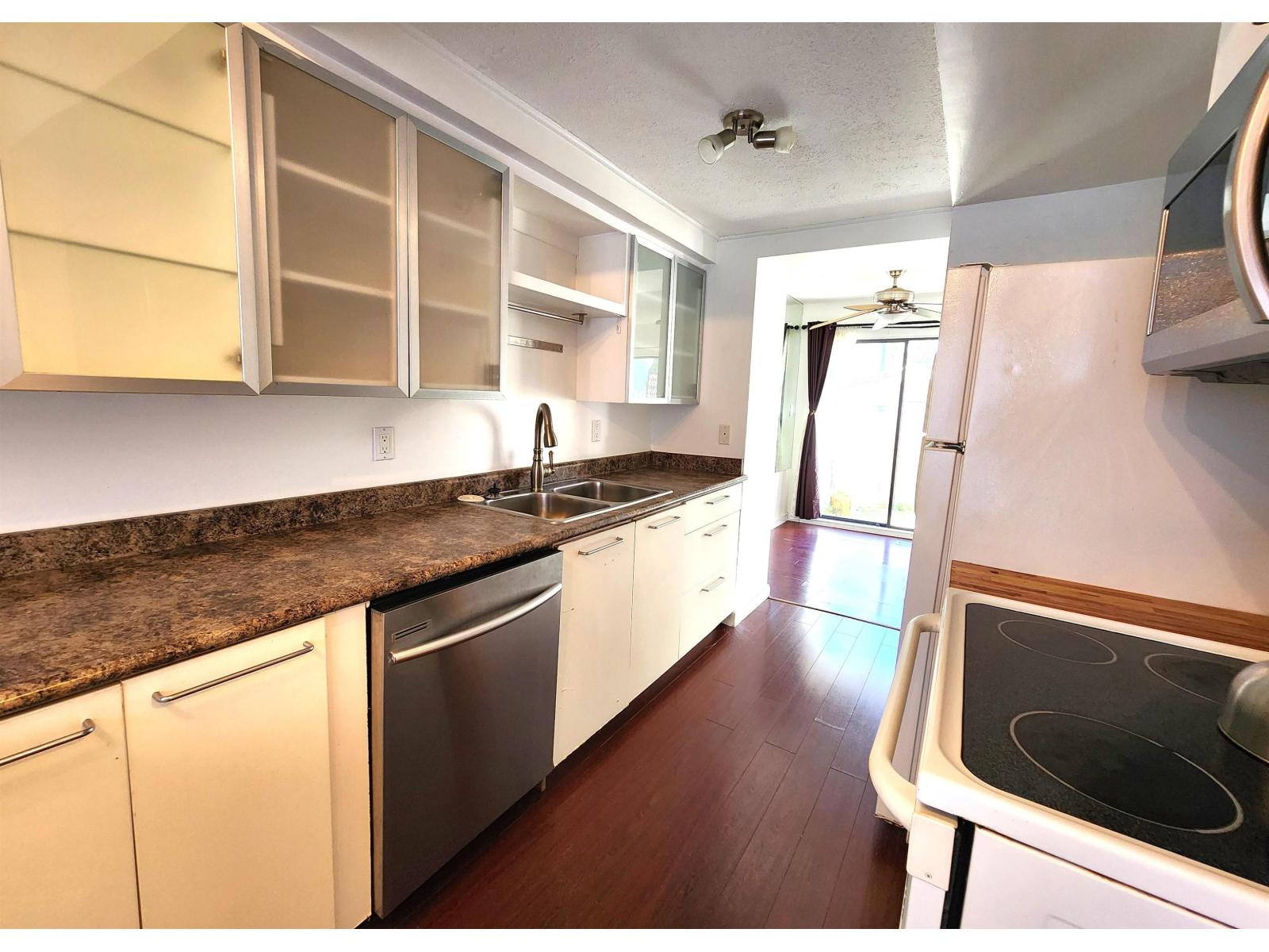 26888 32 Avenue, Langley, British Columbia  V4W 3L5 - Photo 7 - R3055678