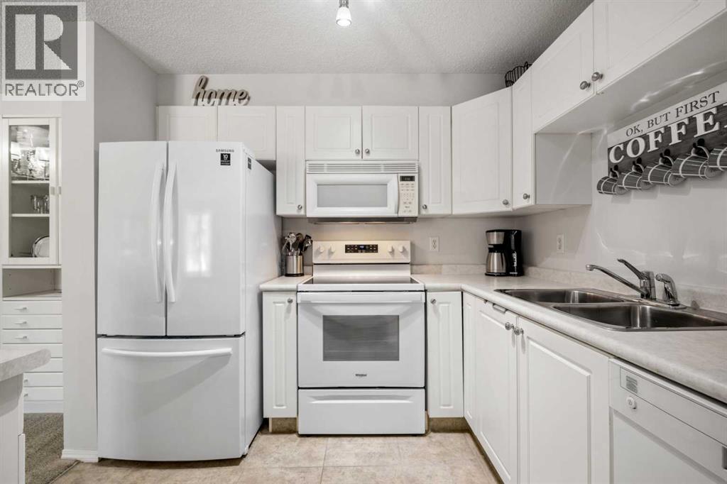 1208 Millrise Point Sw, Calgary, Alberta  T2Y 3W4 - Photo 16 - A2264267