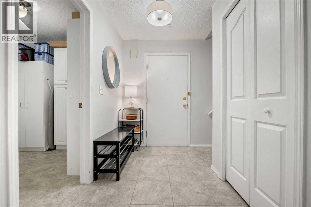 1208 Millrise Point Sw, Calgary, Alberta  T2Y 3W4 - Photo 25 - A2264267