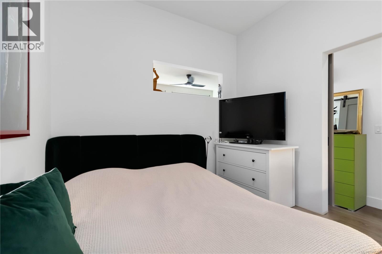 522 515 Chatham St, Victoria, British Columbia  V8T 0C8 - Photo 17 - 1017356