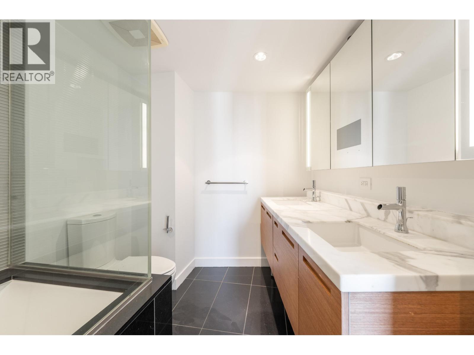 2006 777 Richards Street, Vancouver, British Columbia  V6B 0M6 - Photo 21 - R3060480