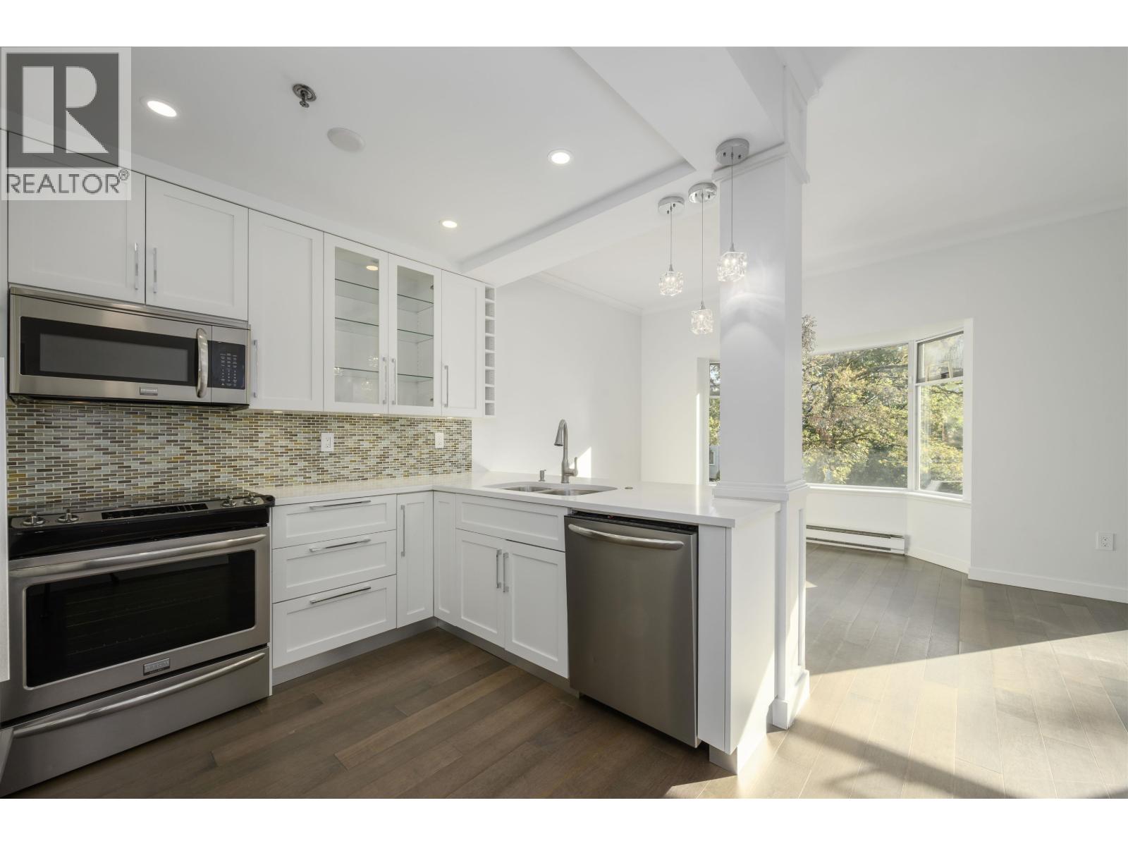 307 1963 W 3rd Avenue, Vancouver, British Columbia  V6J 1L2 - Photo 7 - R3060490