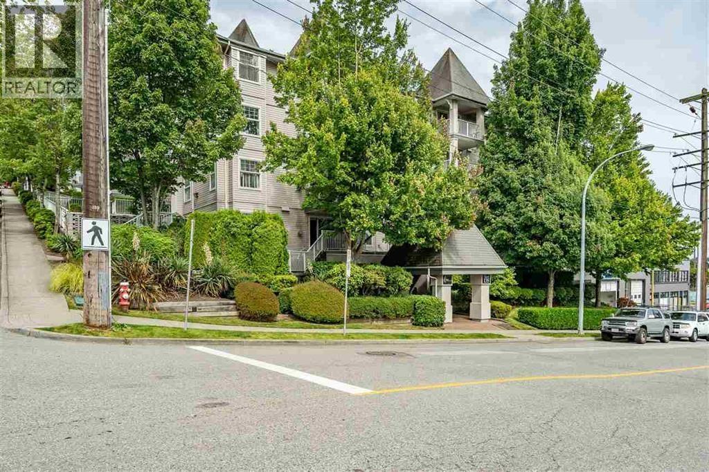 102 135 ELEVENTH STREET, New Westminster, British Columbia