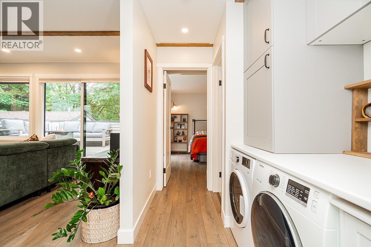 8588 Wilderness Court, Burnaby, British Columbia  V5A 4B2 - Photo 23 - R3060513