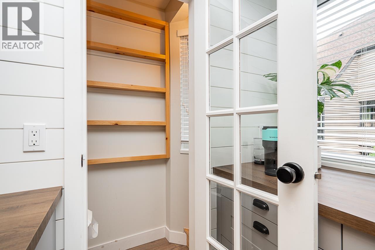 8588 Wilderness Court, Burnaby, British Columbia  V5A 4B2 - Photo 9 - R3060513