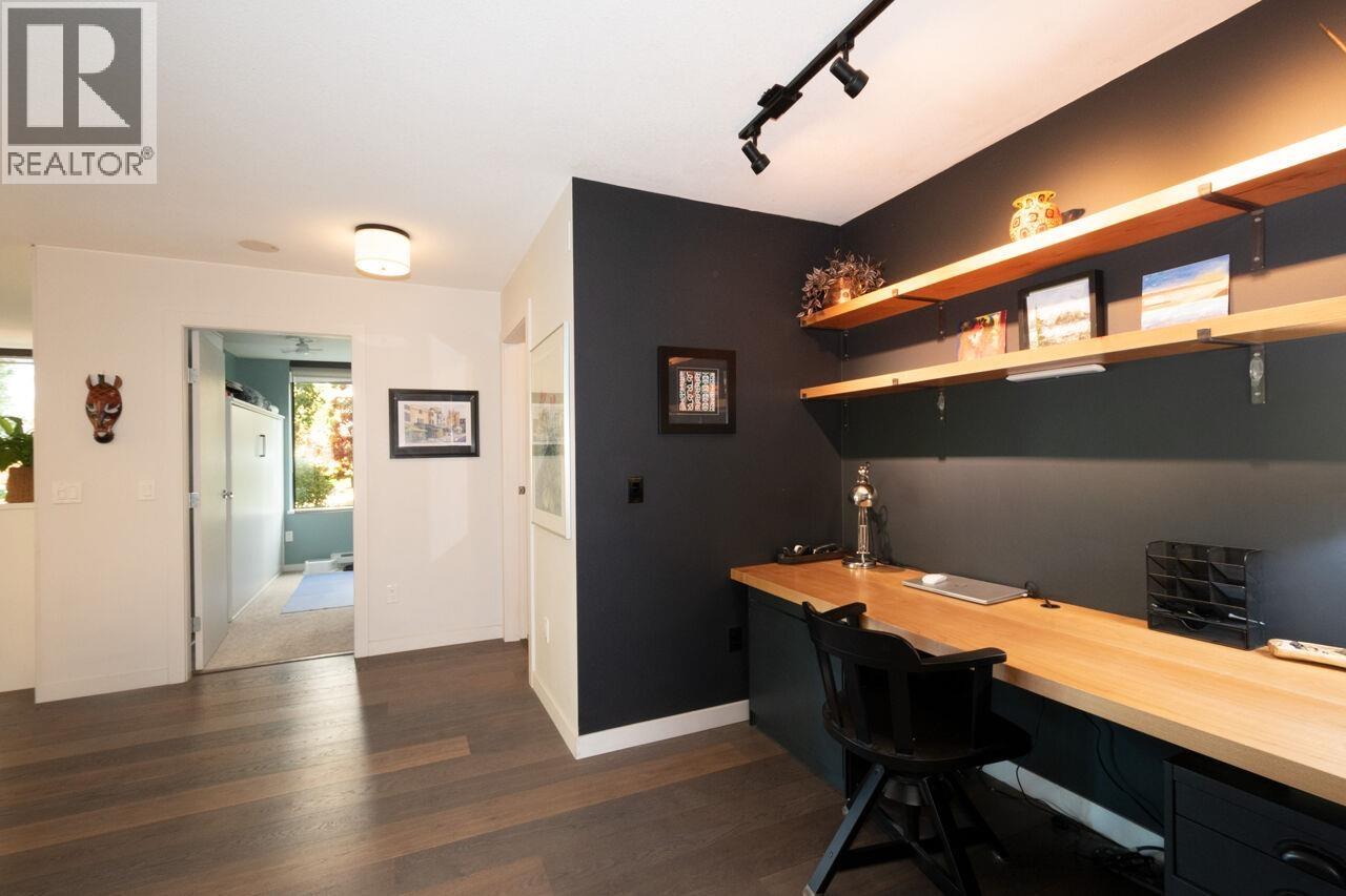 308 683 W Victoria Park, North Vancouver, British Columbia  V7M 0A2 - Photo 19 - R3060521