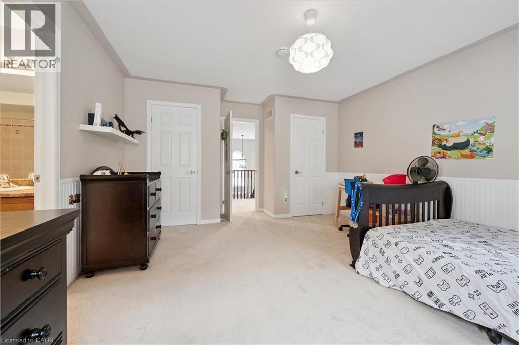 305 Pine Valley Drive, Kitchener, Ontario  N2P 2V5 - Photo 37 - 40780509