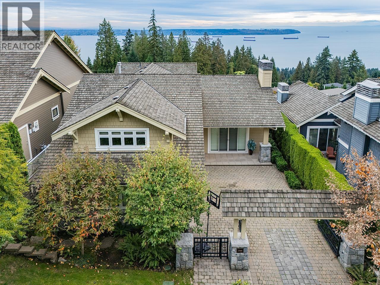 2546 MARR CREEK COURT, West Vancouver, British Columbia