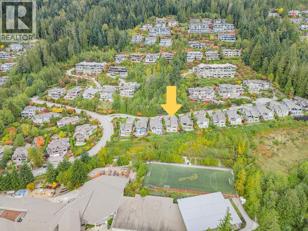 2546 Marr Creek Court, West Vancouver, British Columbia  V7S 0A3 - Photo 3 - R3060493