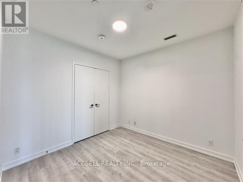 N506 - 30 Bent Tree Drive, Vaughan, Ontario  L4K 0M2 - Photo 15 - N12472967