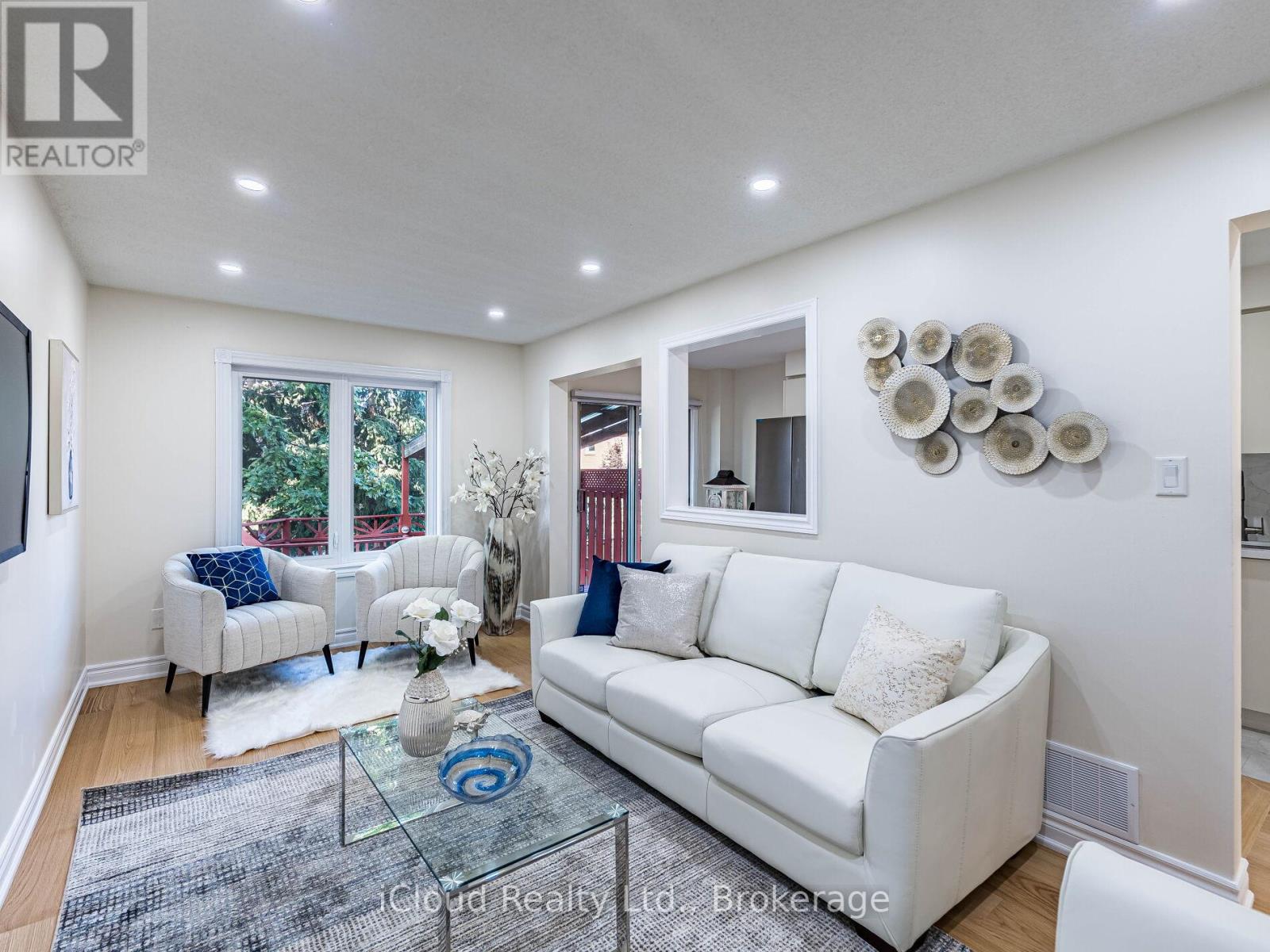 5238 Alicante Street, Mississauga, Ontario  L5V 1S9 - Photo 12 - W12397443