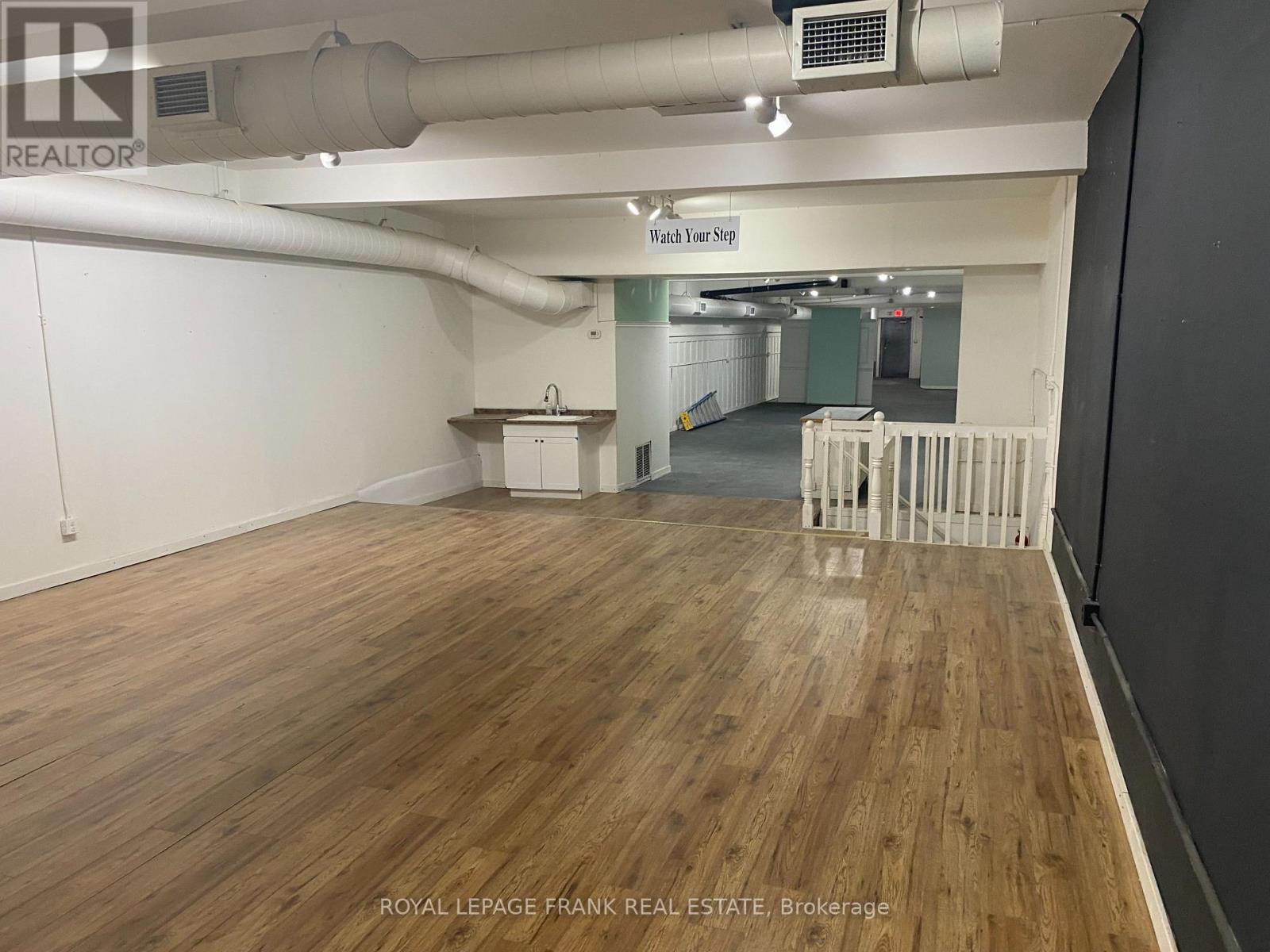 114 Dundas Street W, Whitby, Ontario L1N 2H7 - Photo 10 - E12255568