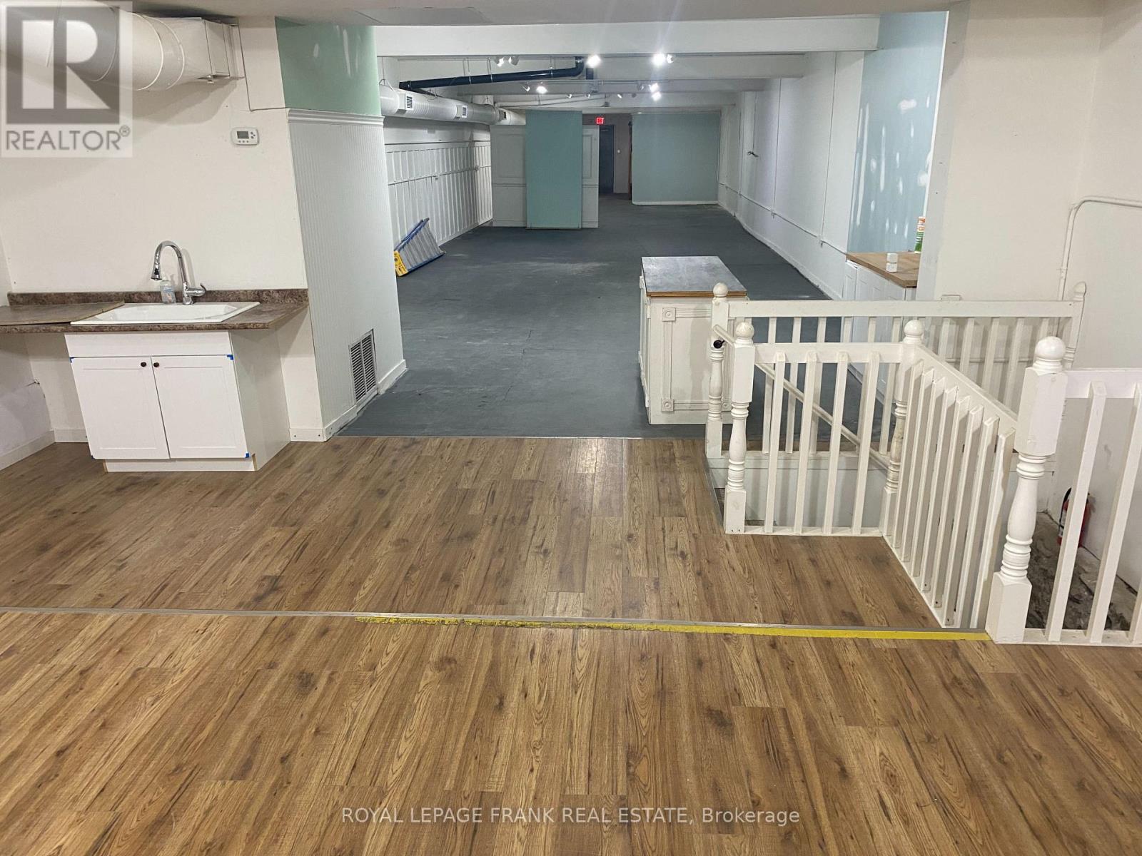 114 Dundas Street W, Whitby, Ontario L1N 2H7 - Photo 11 - E12255568