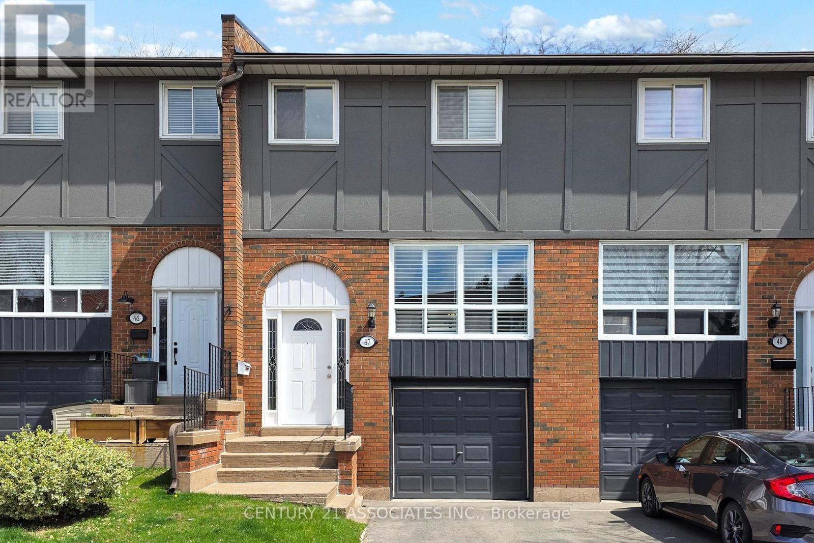 47 - 1616 Haig Boulevard, Mississauga, Ontario  L5E 3C9 - Photo 2 - W12313630
