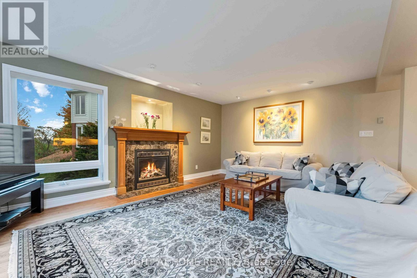50 Rosenfeld Crescent, Ottawa, Ontario  K2K 2L2 - Photo 15 - X12453928