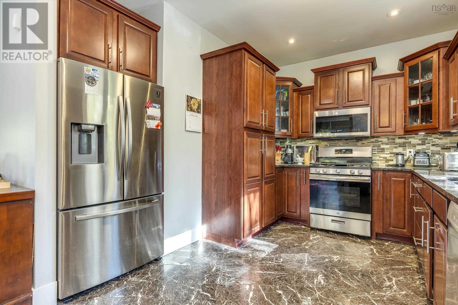 2706 St. Margaret's Bay Road, Timberlea, Nova Scotia  B3T 0G7 - Photo 13 - 202526260