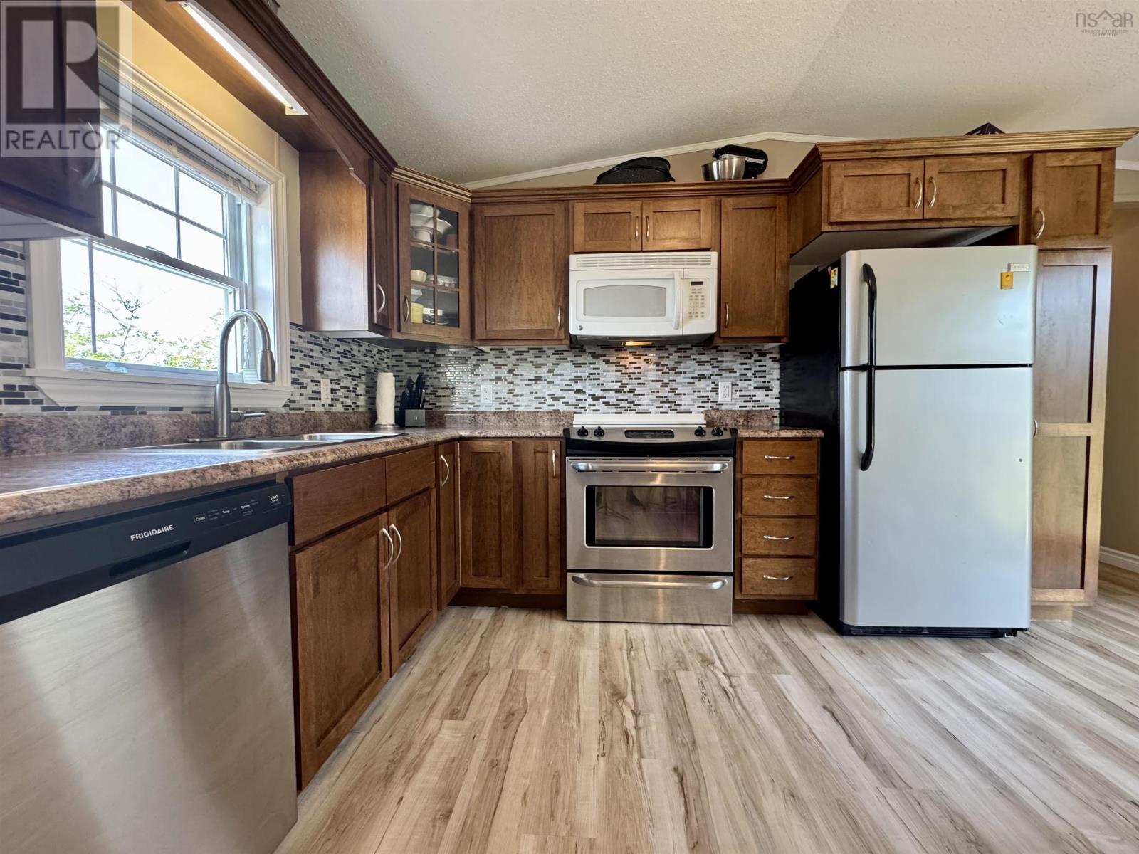 205 Brodies Rd., D'escousse, Nova Scotia  B0E 1K0 - Photo 10 - 202526275