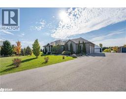2 HARRY PARKER Place, Everett, Ontario