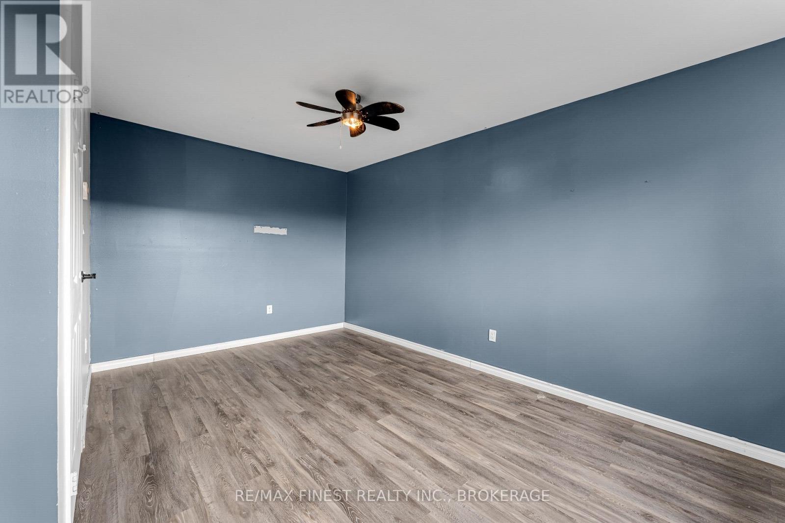 5 Meadow Lane, Greater Napanee, Ontario  K7R 3R8 - Photo 17 - X12472057