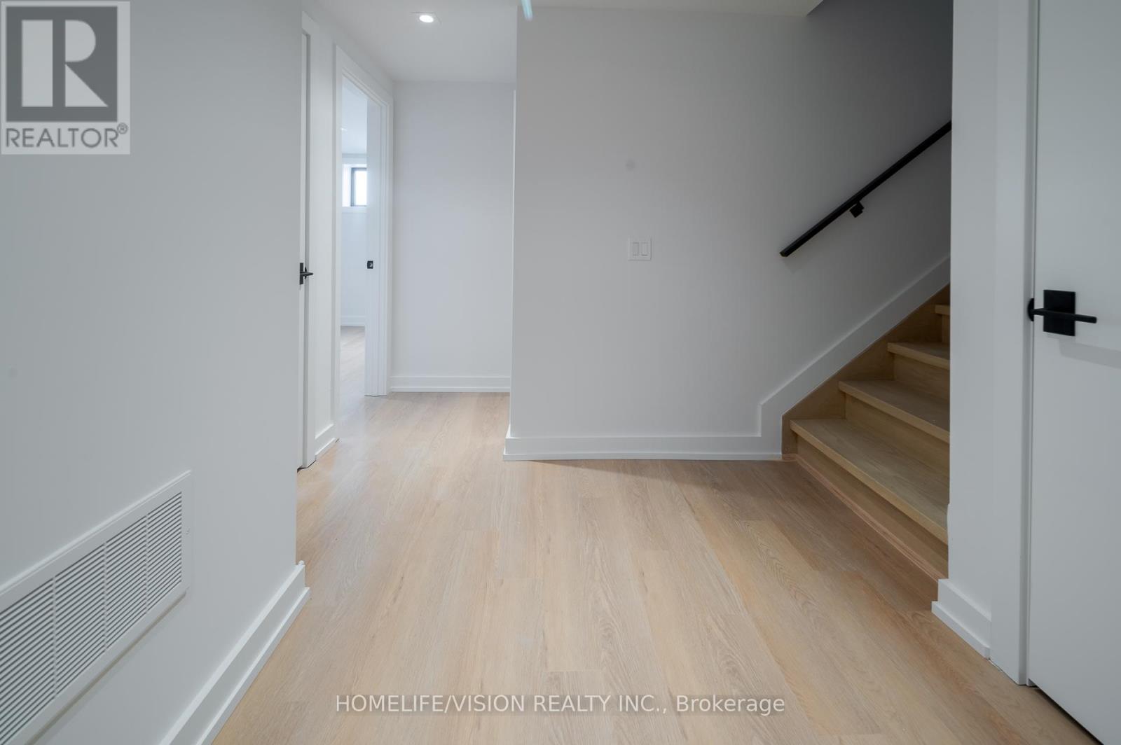 44 Doris Drive, Toronto, Ontario  M4B 3C9 - Photo 35 - E12472726