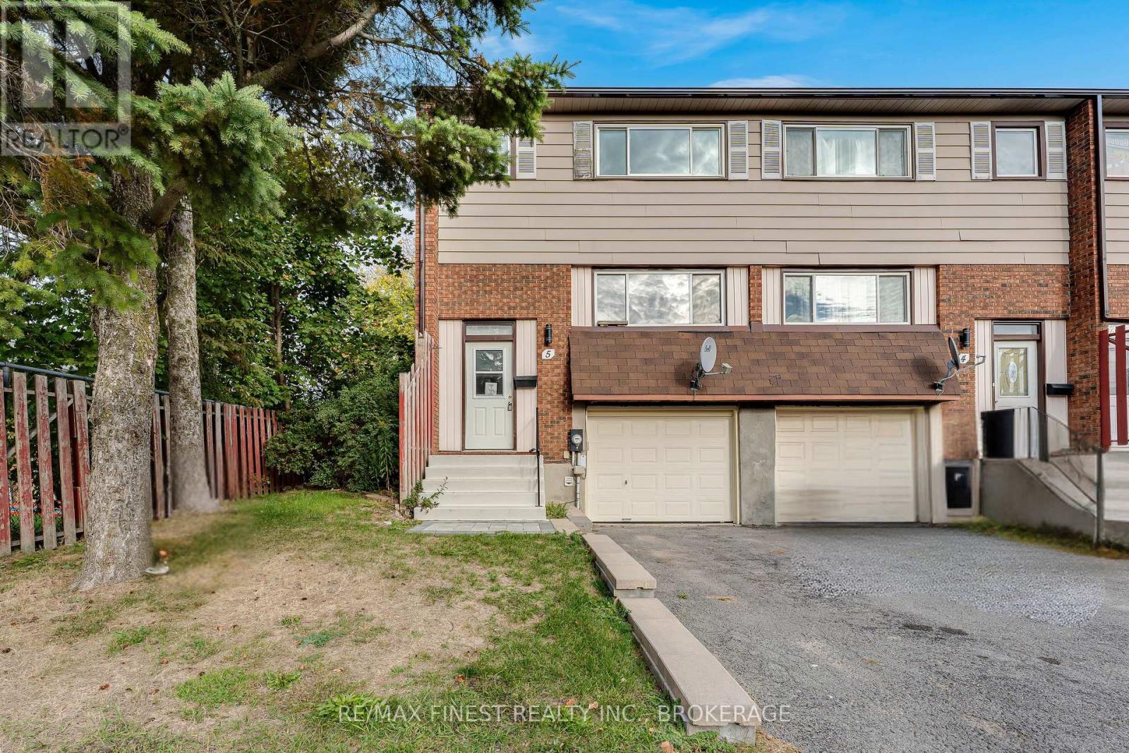 5 MEADOW LANE, Greater Napanee, Ontario