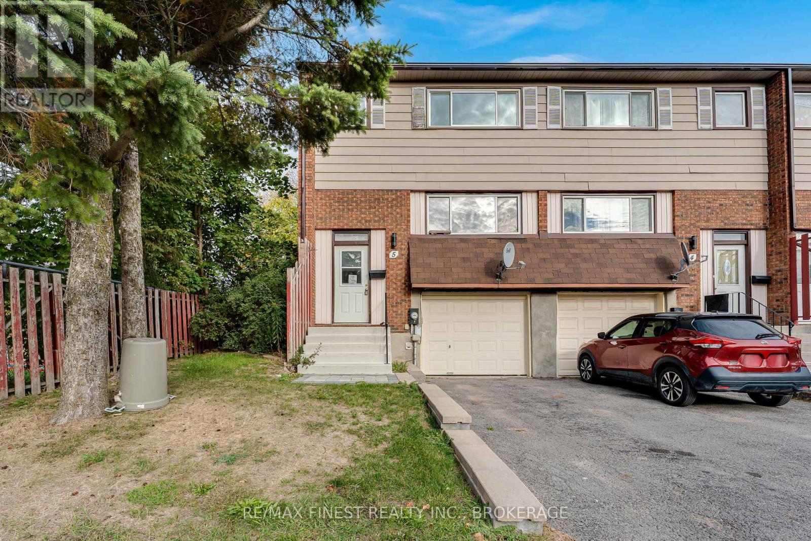 5 Meadow Lane, Greater Napanee, Ontario  K7R 3R8 - Photo 2 - X12472057